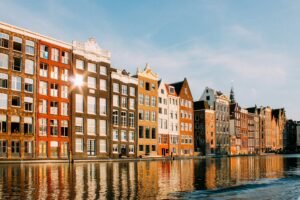 Short city breaks, museums, and easy transport
