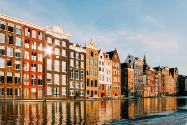 Amsterdam Solo Female Travel: Safety, Tips & 3-Day Guide